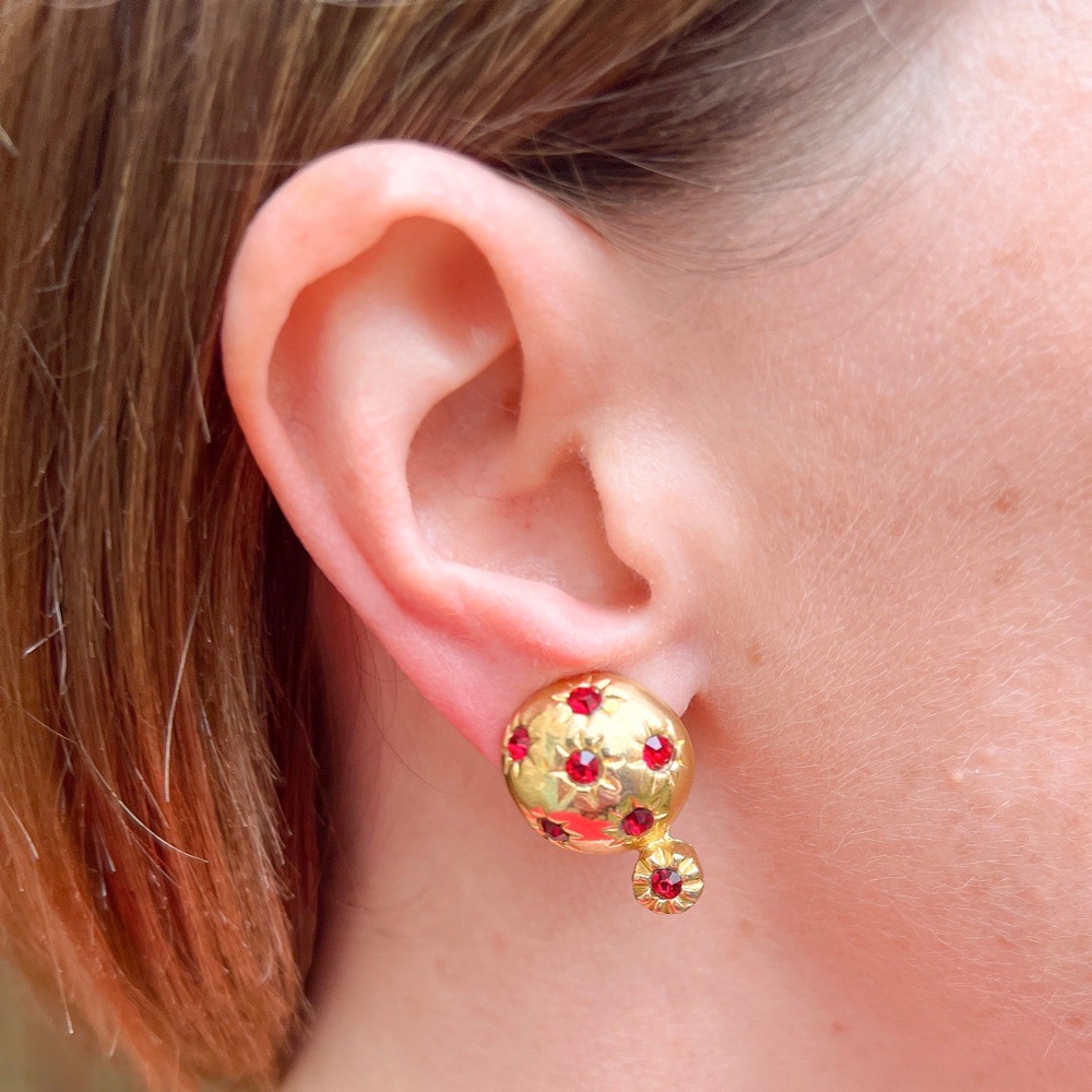 Vintage 1970s Gold Plated Red Rhinestone Star Earrings